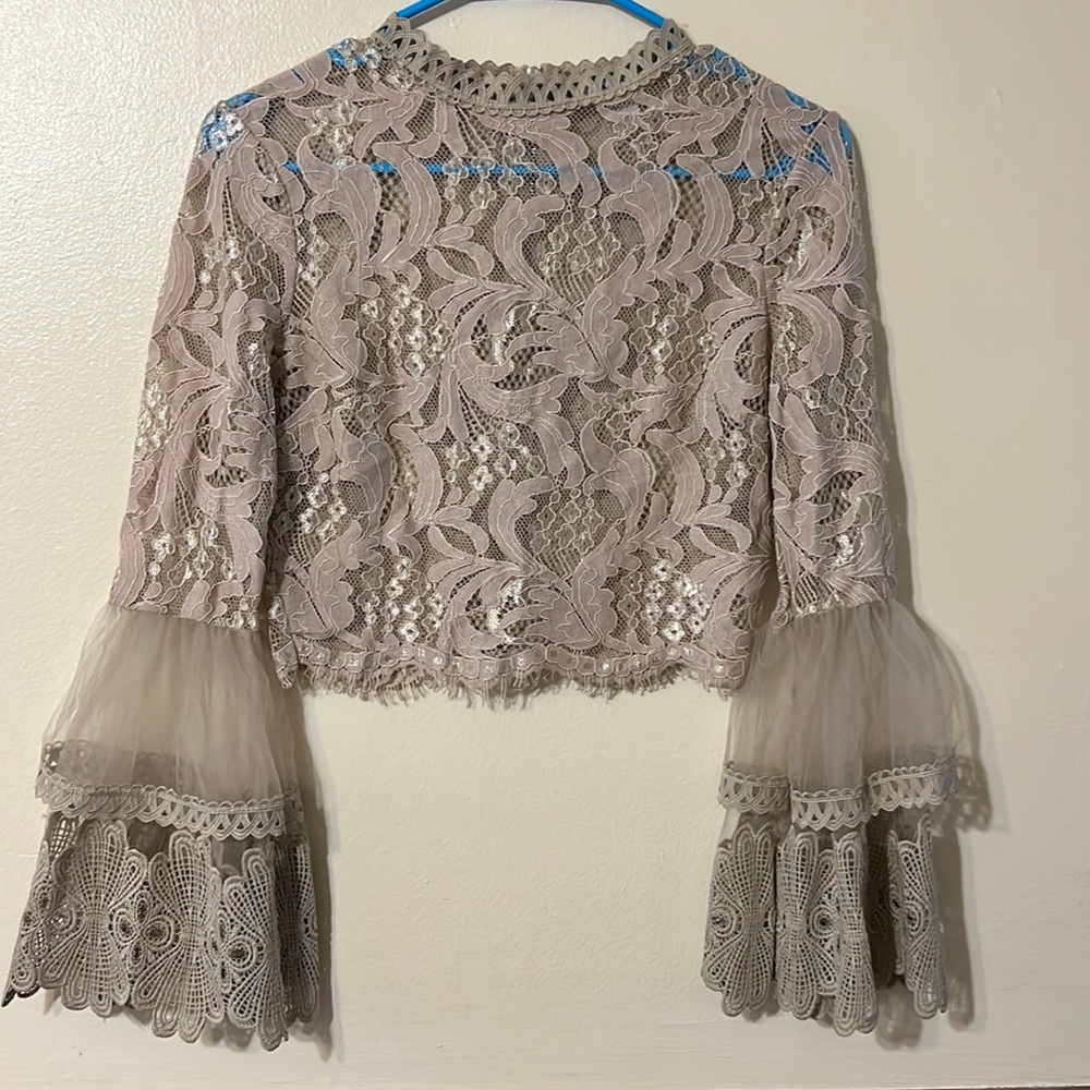 Mind Code Taupe Lace Victorian Look Long Sleeve Crop Top Size Small